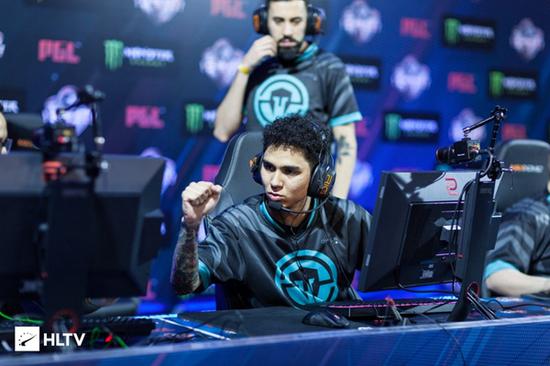 无畏契约手游新赛季通行证奖励详细解析与快速刷取攻略